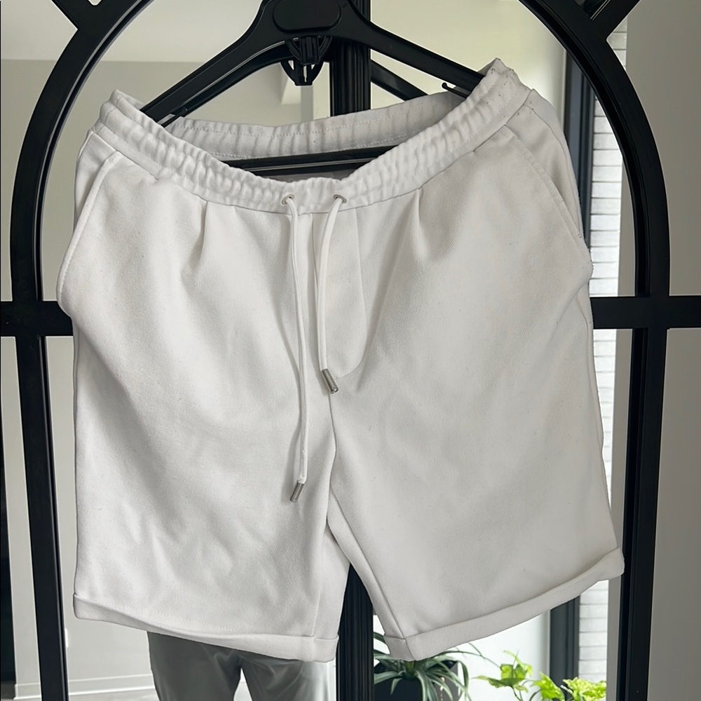 Zara White Dress Shorts with Elastic Waistband